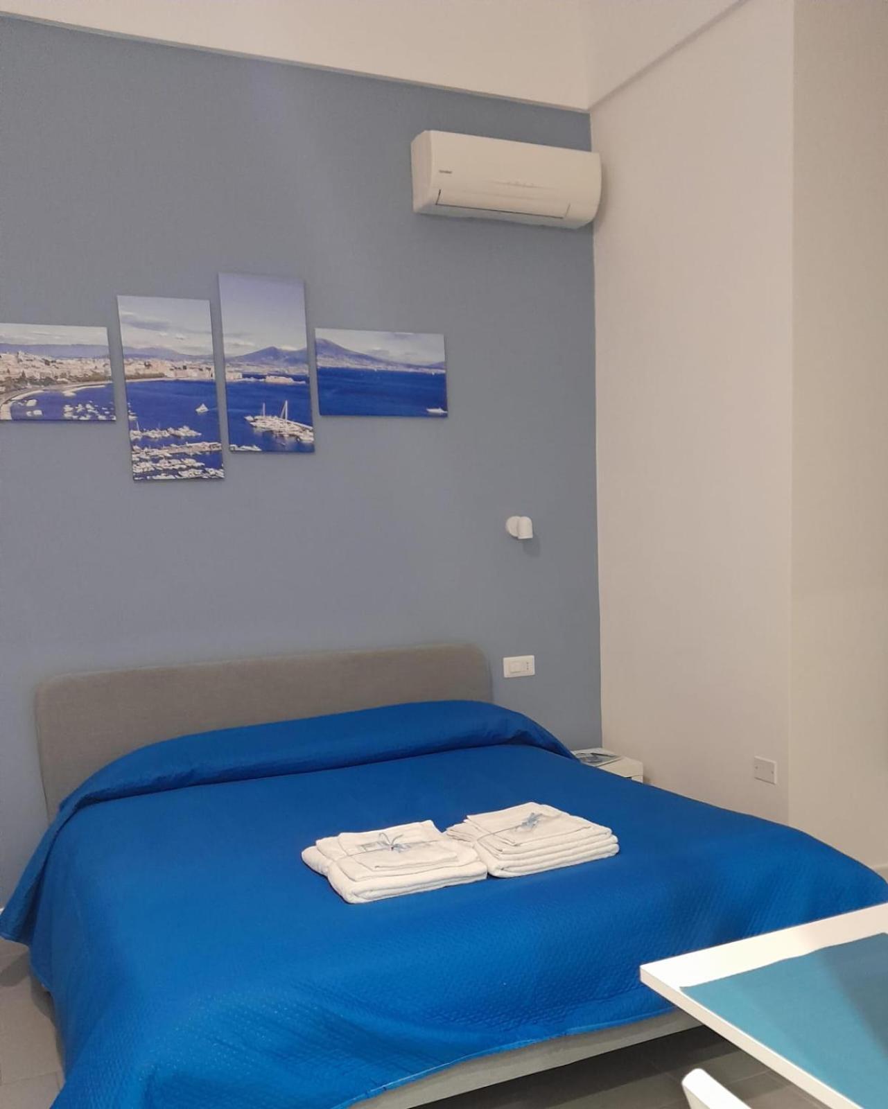 Monteoliveto 5 Bed & Breakfast Napoli Ngoại thất bức ảnh